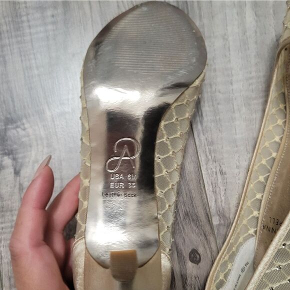 Adrianna papell heels sz 7 gold tone - Picture 11 of 16